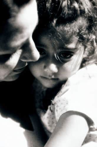 Undocumented immigrant with her child