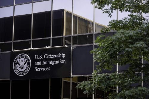 USCIS Issues New Policy M…